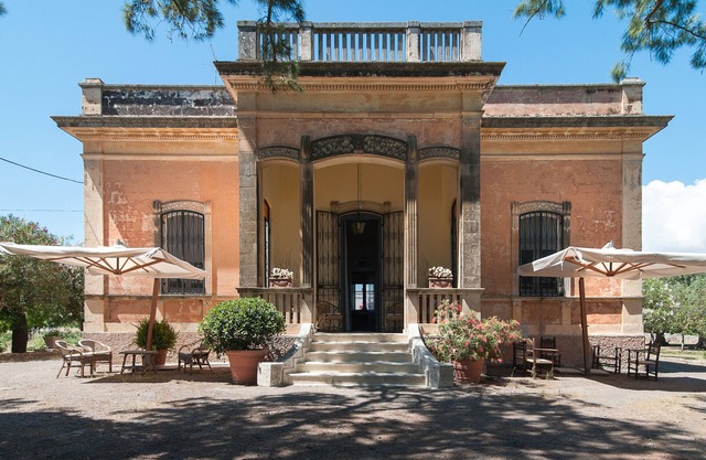 Holiday Home 'Il Giardino - Near Gallipoli' with Private Terrace, Wi-Fi and Air Conditioning