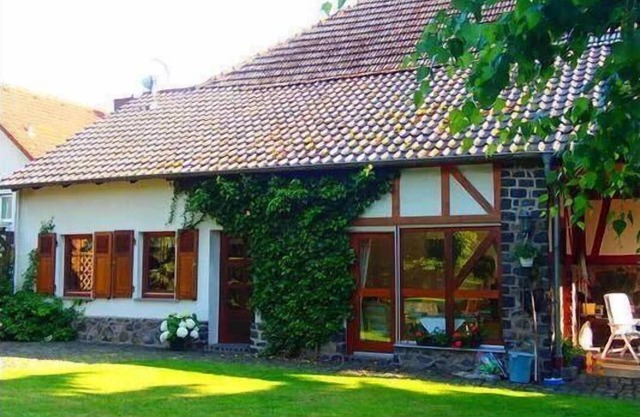 Holiday home in Bernsfeld with large garden