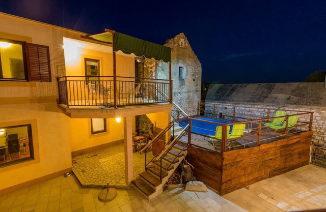 Holiday Home in Birbir near Beach & Pool