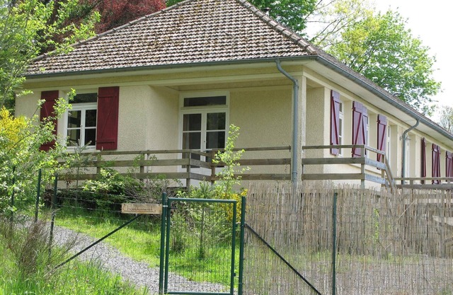 Holiday Home in Luzy with Fenced Garden