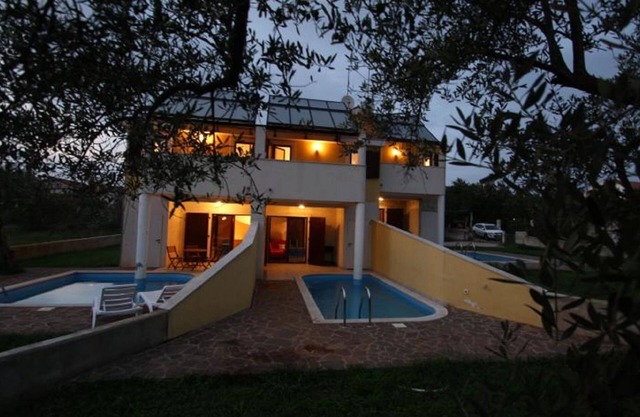 Holiday Home in Novigrad With Private Pool