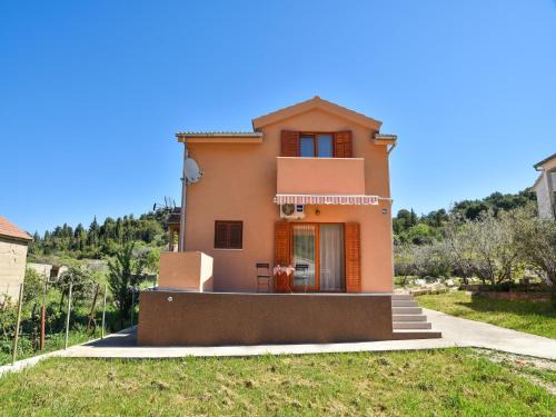 Holiday Home in Veli Iž near the Sea