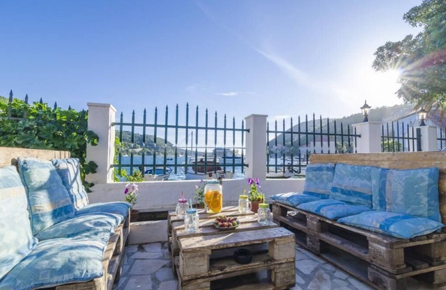 Holiday Home Kim - Two-Bedroom House with Terrace and Sea View