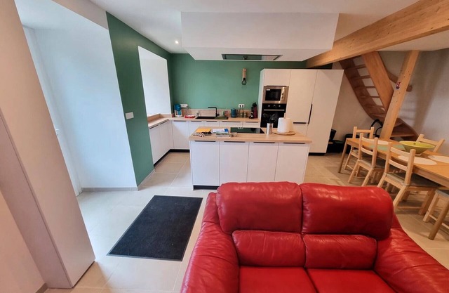 Holiday Home 'L'Ecole Buissonnière De Mazalibrand'