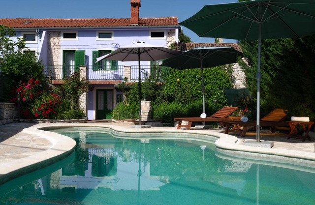 Holiday Home Ladonja