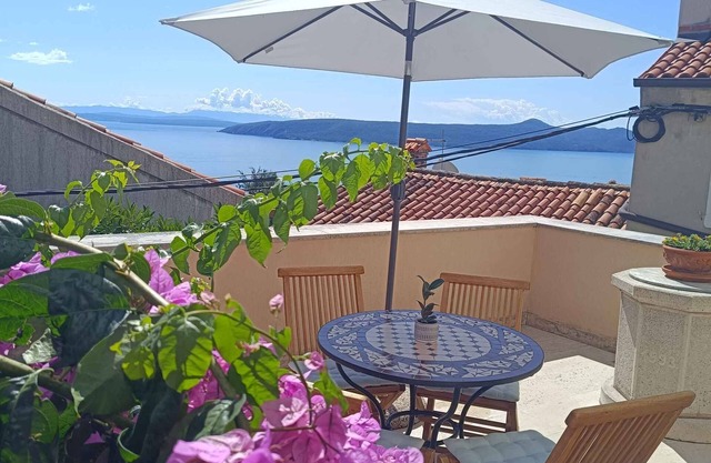 Holiday home mit Terrasse und Meerblick