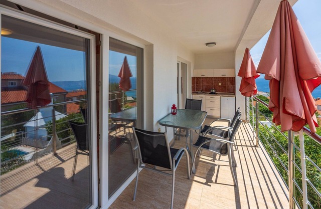 Holiday home mit Pool und Klimaanlage