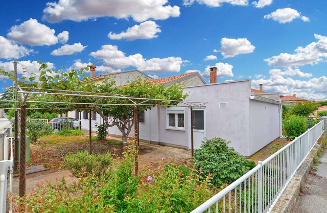 Holiday home mit Klimaanlage und Terrasse