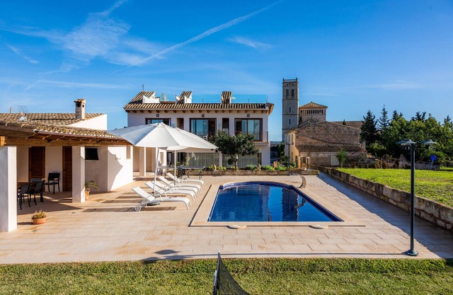 Holiday Home 'Sa Figuereta Living Place' with Pool, Private Terrace and Air Conditioning