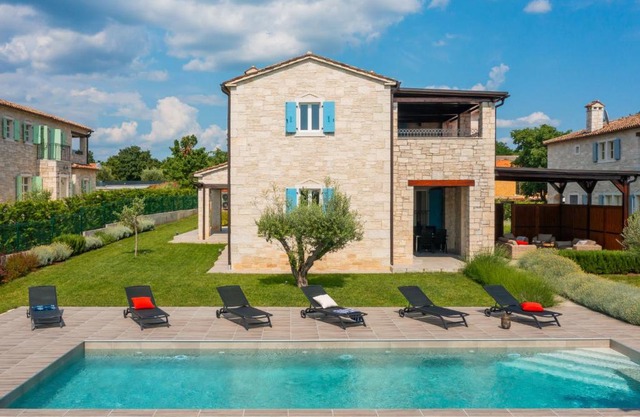 Holiday Home Villa Grando II by Interhome