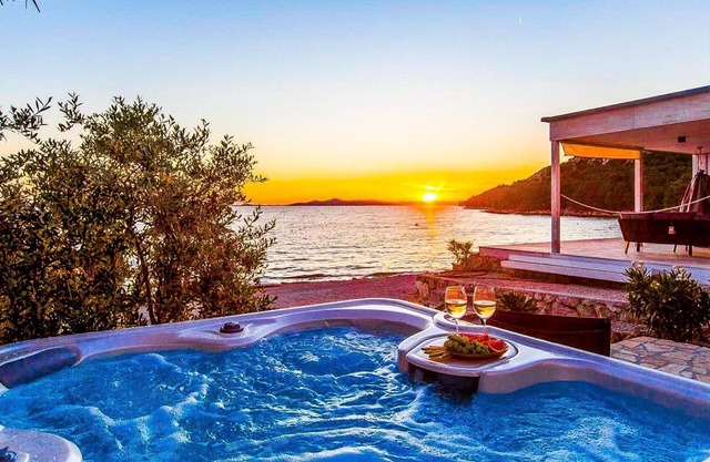 Holiday house for 4 persons approx. 54 qm in Drage, Dalmatia (North Dalmatia)