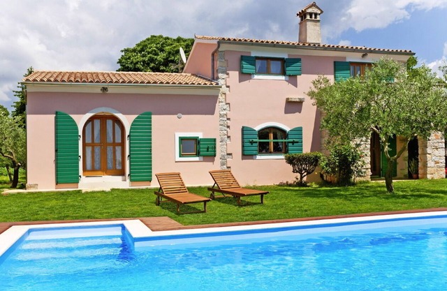 Holiday house Franciska * 3000 m2 garden, olive grove, private pool