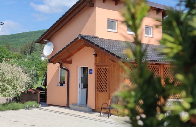 Holiday house Otocac for 1 - 4 persons with 1 bedroom - Holiday house