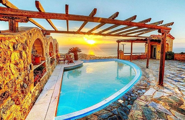 Holiday house Saronida for 4 - 12 persons with 5 bedrooms - Holiday house