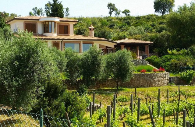 Holiday house Sperlonga for 1 - 8 persons with 3 bedrooms - Holiday house