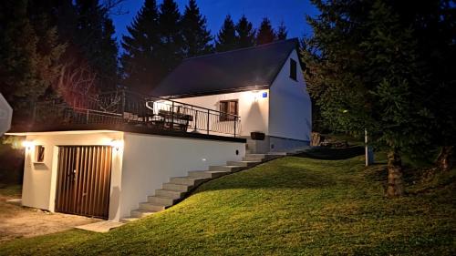 Holiday House Tjaša