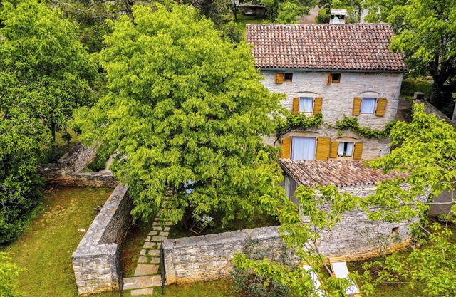 Holiday house Una * 1000 m2 secluded garden, BBQ, free WiFi