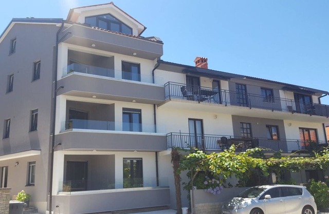 Holiday house with a large garden in an idyllic location