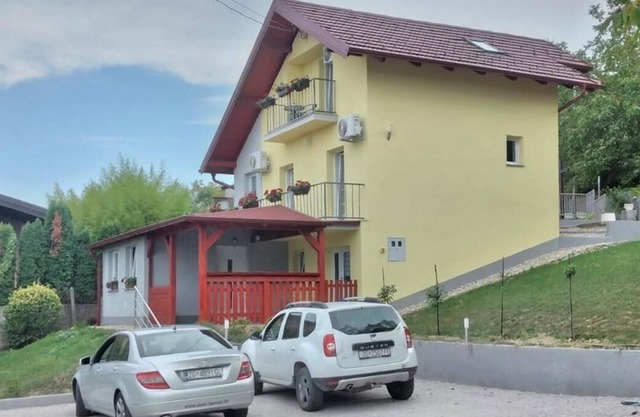 Holiday house with a parking space Zagreb (K-20175)