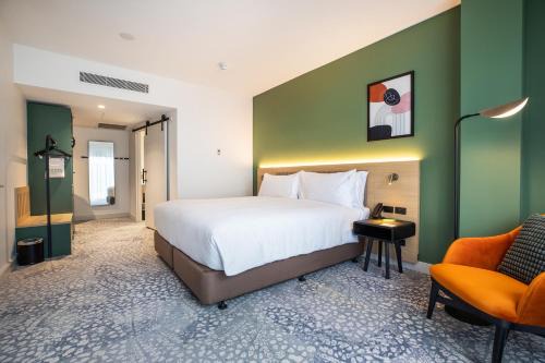 Holiday Inn Dandenong by IHG