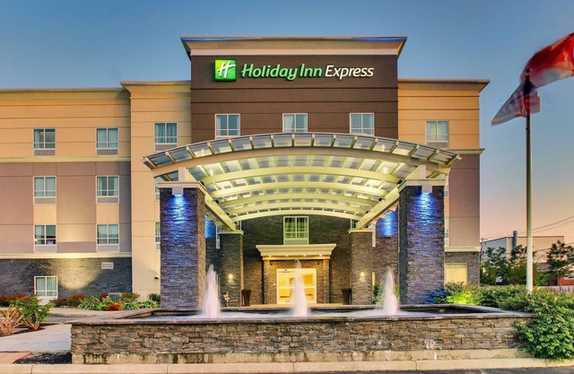 Holiday Inn Express Cheektowaga North East by IHG