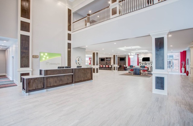 Holiday Inn Hotel & Suites Lafayette North by IHG