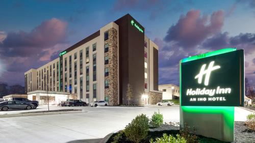 Holiday Inn Nashville Airport by IHG