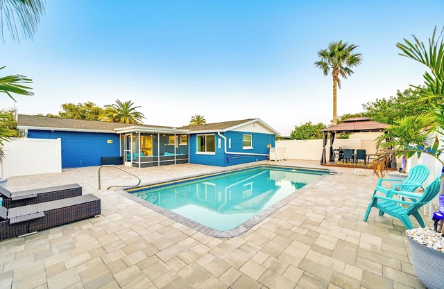 Holiday Oasis w/Heated Pool: Near Gulf Beaches!