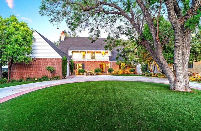 Holiday Special! Achitectural Masterpiece Rose Bowl Mansion 5min WalkTo RoseBowl