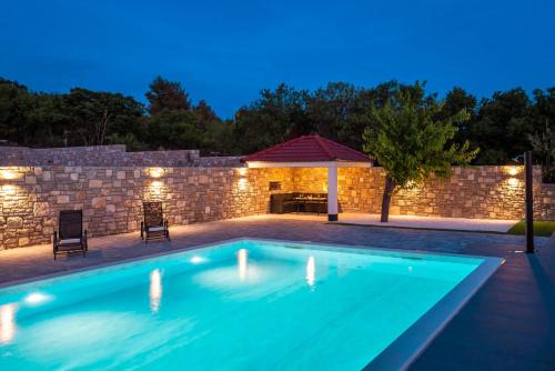 Holiday Villa Effort in Skradin - Šibenik