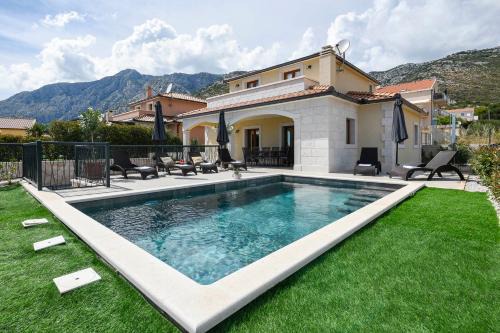 Holiday Villa Perla