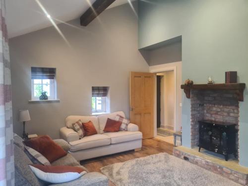Holly Lodge