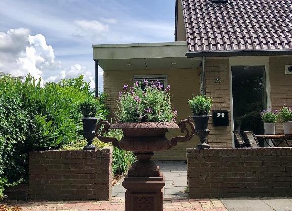 HOLTINGERHUYS Uffelte- Giethoorn! Tegen betaling Wellness!