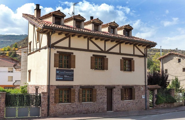 Homerez - House in Fresneda de la Sierra Tirón.