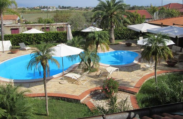 Homerez - Appartement 450 m away from the beach for 7 ppl. with shared pool