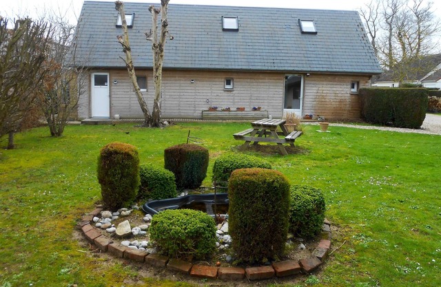 Homerez - Beautiful house for 4 ppl. with garden at Gruchet-Saint-Siméon