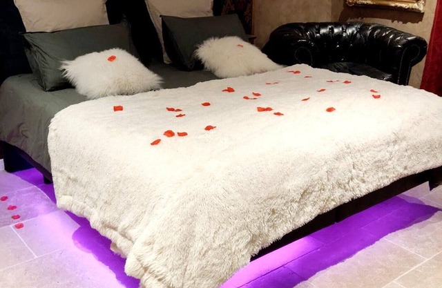 Homerez - Beautiful appartement for 2 ppl. with jacuzzi at Saint-Zacharie