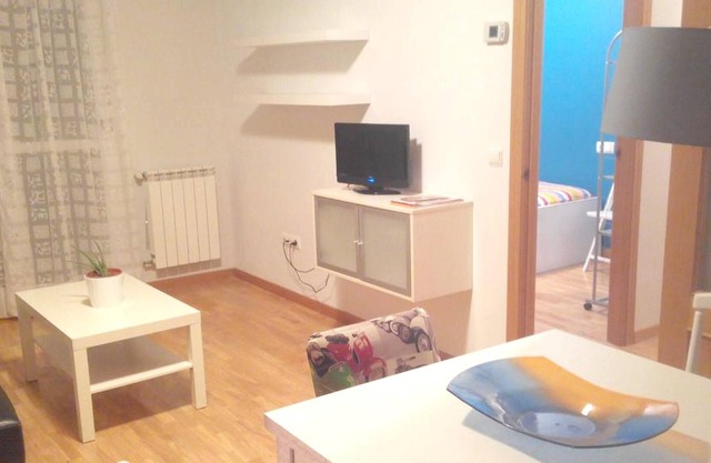 Homerez - Beautiful appartement for 5 ppl. with balcony at Zamora