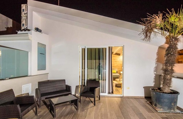 Homerez - Beautiful studio 16 km away from the beach for 4 ppl. at Comiso