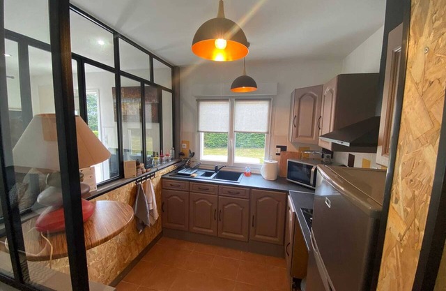 Homerez - Charming house in Saint-Vallier + terrace