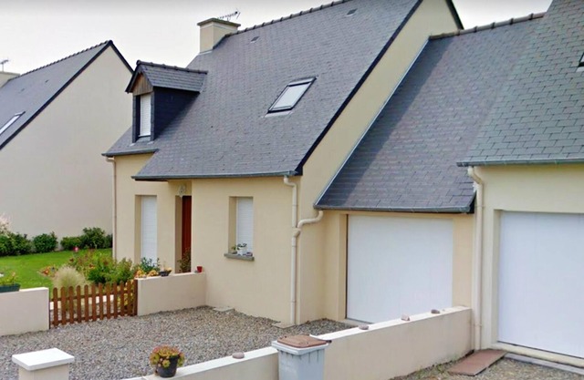 Homerez - House 6 km away from the beach for 6 ppl. with garden at La Gouesnière