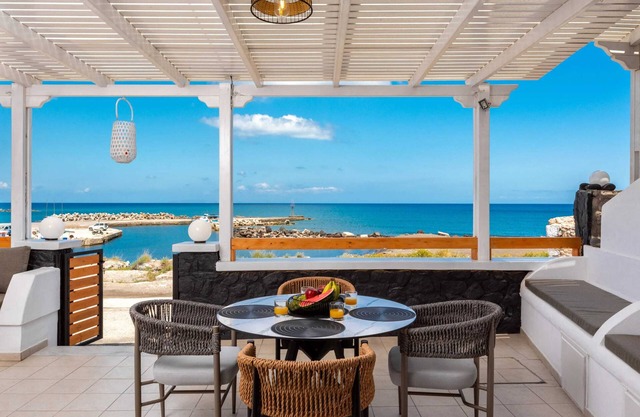 Homerez - House for 6, Sea View in Monolithos