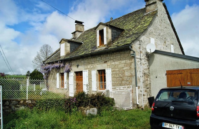 Homerez - House in Menet, lake view