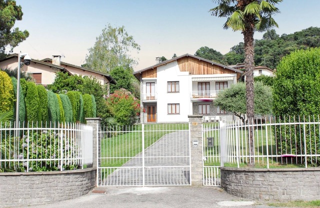 Homerez - Luxury Villa in Ranco with Private Pool