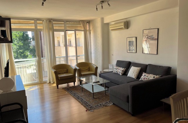 Homerez - Modern Apt in València