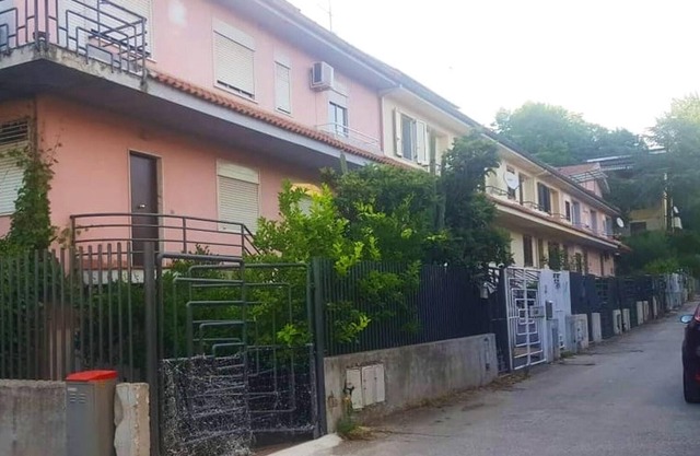 Homerez - Nice appartement for 2 ppl. with garden and terrace at Telese Terme