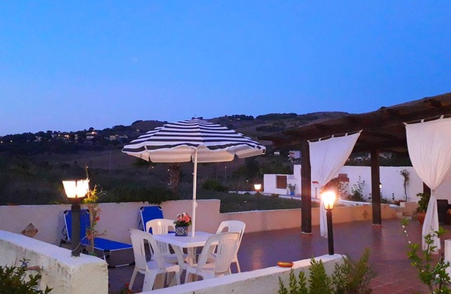 Homerez - Nice chalet for 4 ppl. with garden and terrace at Ballata