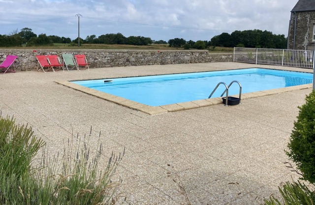 Homerez - Nice appartement 2 km away from the beach for 4 ppl. with shared pool
