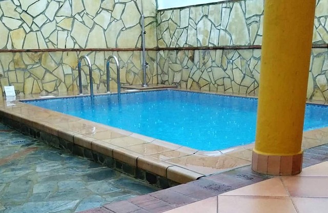 Homerez - Spacious house for 4 ppl. with swimming-pool and terrace at El Bosque