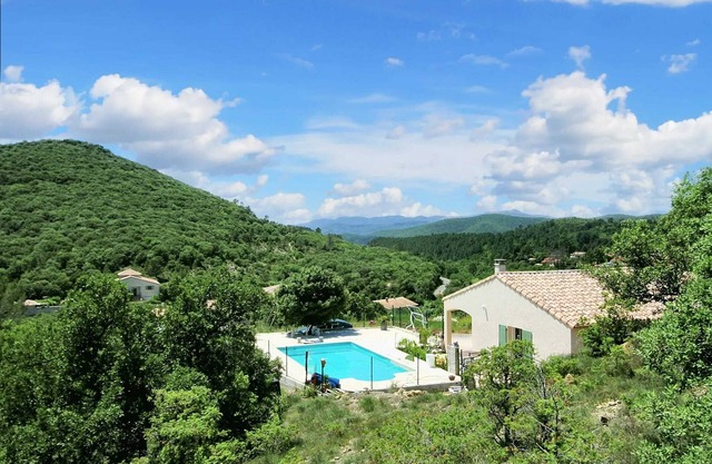 Homerez - Villa in Saint-Jean-du-Pin